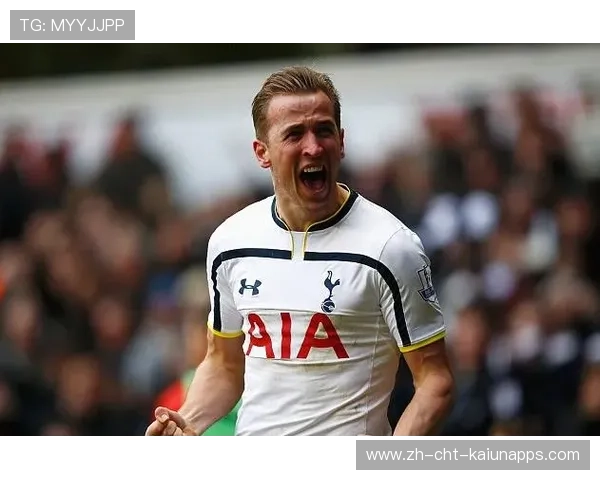 凯恩头球争顶后自我二次调整，热刺前场创造出良机